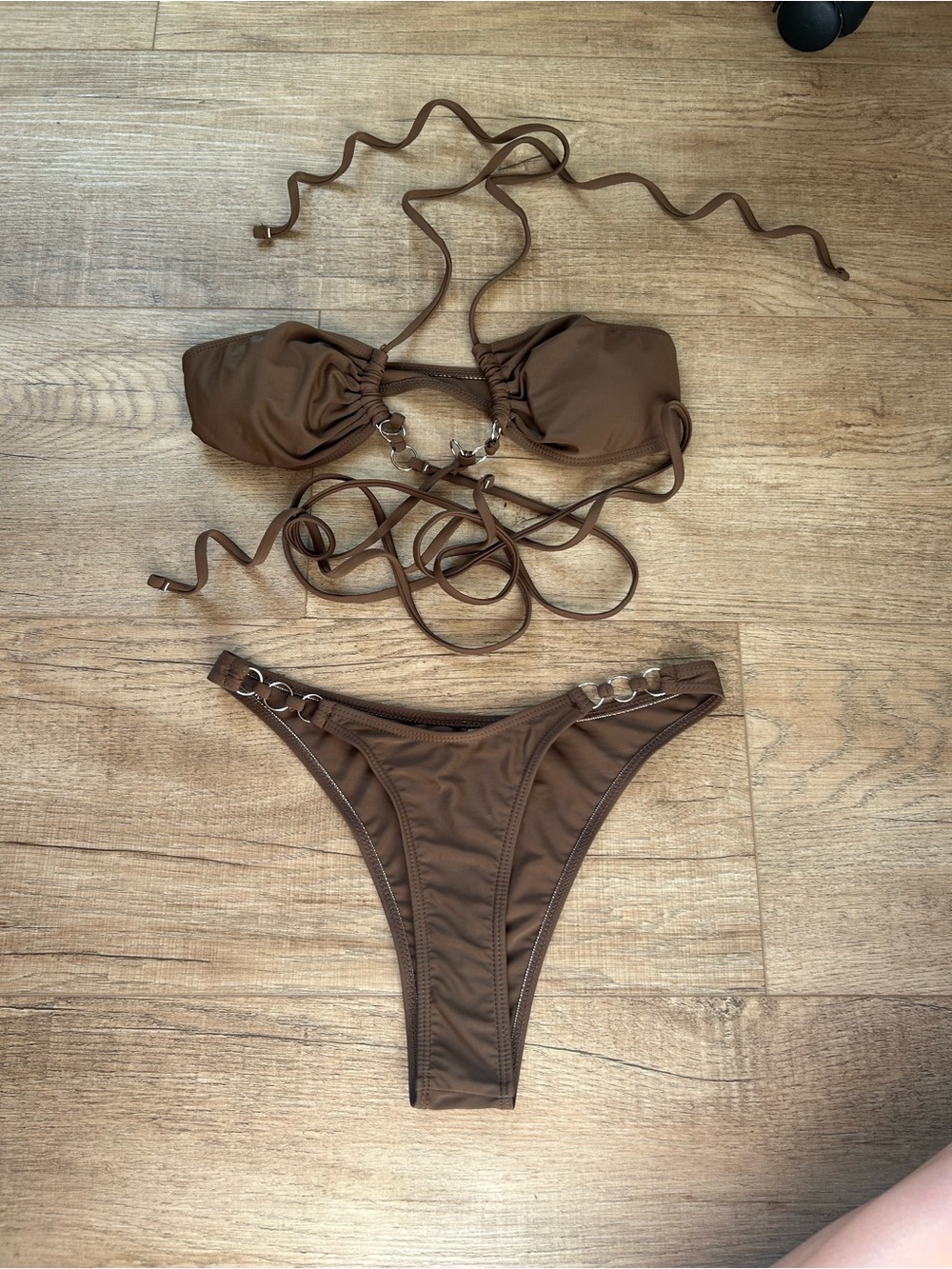 SHEIN Brown Ring-Accent Women's Bikini Set